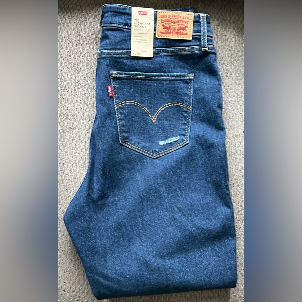 Levi's Dark Blue High-Rise Skinny Ankle Jeans - Picture 4 of 6